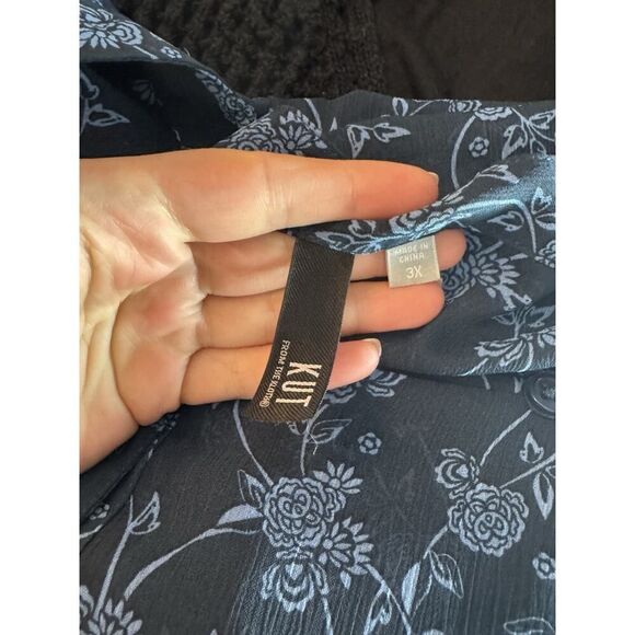 Kut From the Kloth Shirt Womens 3X Floral Sheer Button Up Blue Roll Tab - Picture 6 of 6